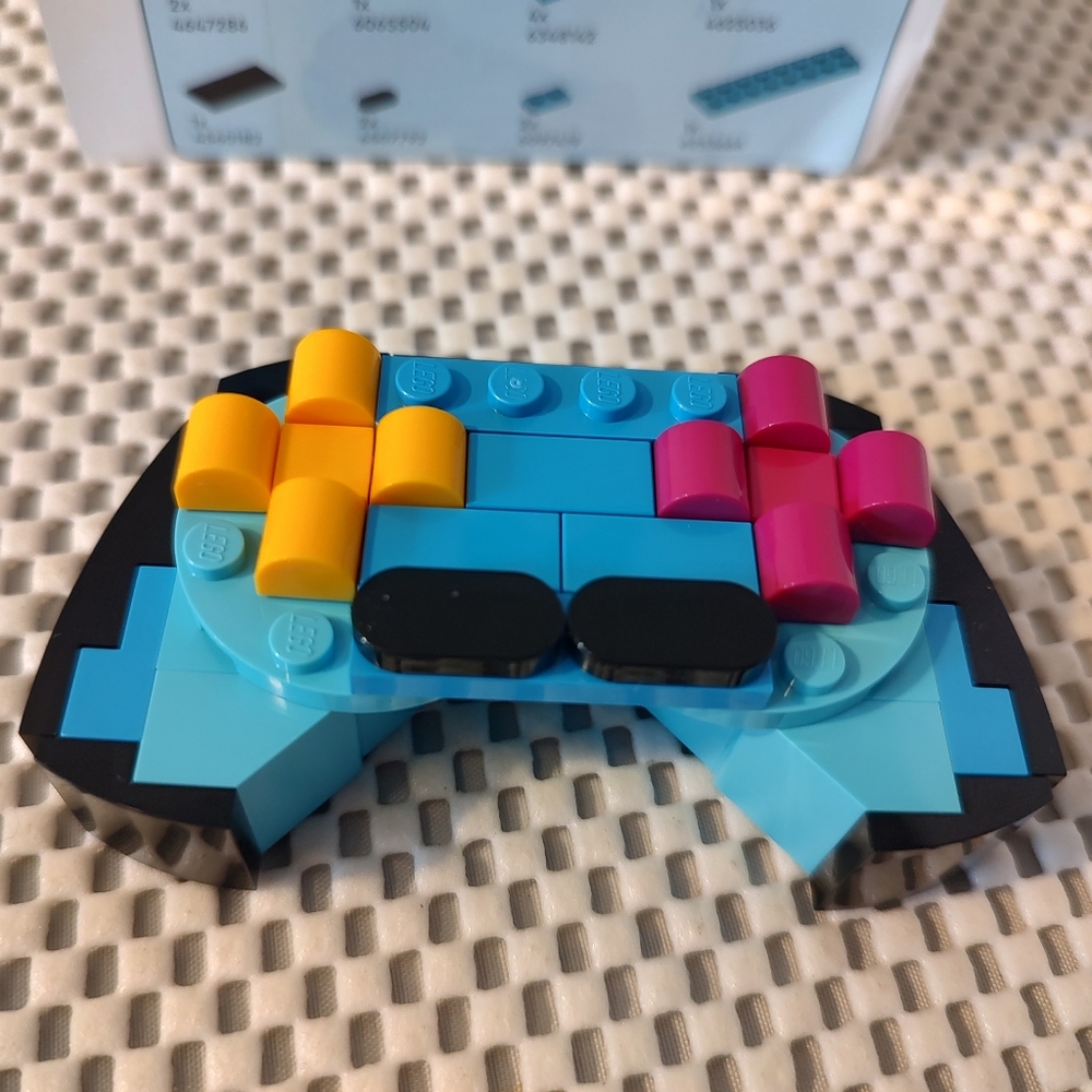 Lego Gaming Controller Building Toy Set - Picture 2 of 4